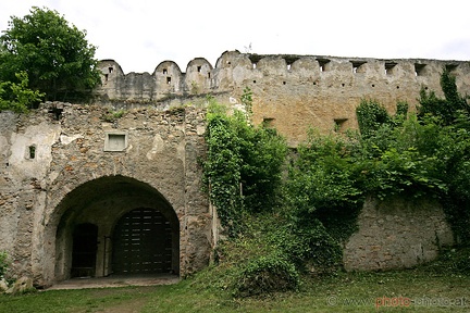 Burg Seebenstein (20060617 1031)